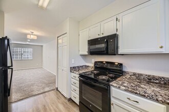 Building Photo - 3445 S Ammons St