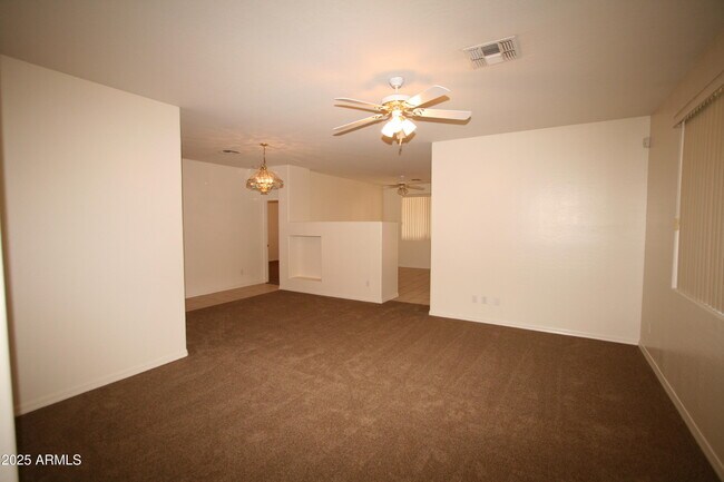 Foto del edificio - 14298 W Verde Ln