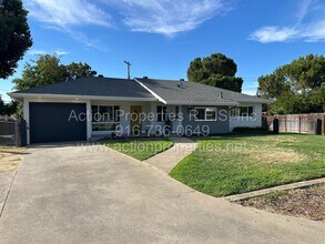 Building Photo - 222 Bonny Knoll Rd