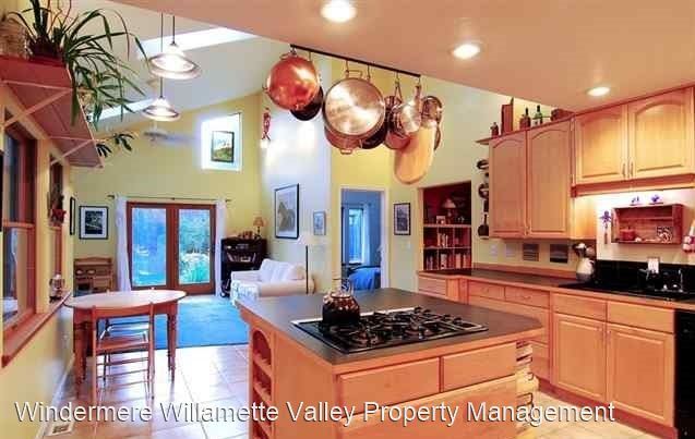 Building Photo - 4 br, 2 bath House - 1038 NW 32nd St