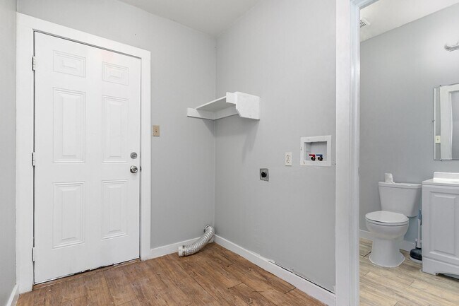 Foto del edificio - Affordable 2bed/1bath unit!