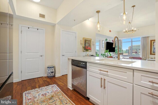 Foto del edificio - 475 K St NW