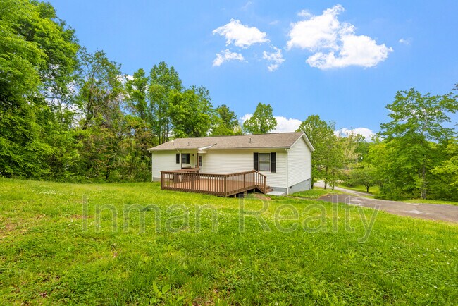 Building Photo - 1705 Ten Oak Way