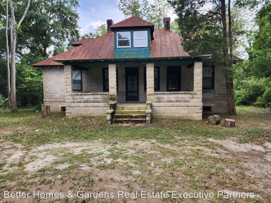 Primary Photo - 2 br, 1 bath House - 2278 WHITE RD