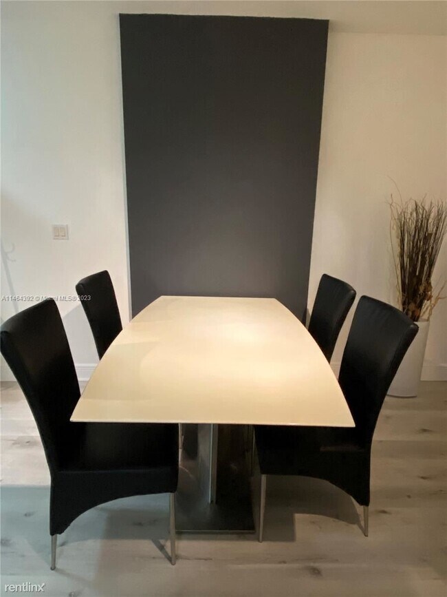 Foto del edificio - 2 br, 2 bath Condo - 325 S Biscayne Blvd A...