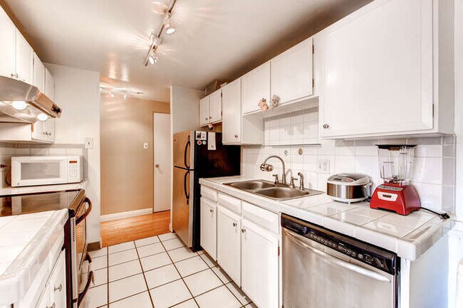 Foto del edificio - 701 Pearl St