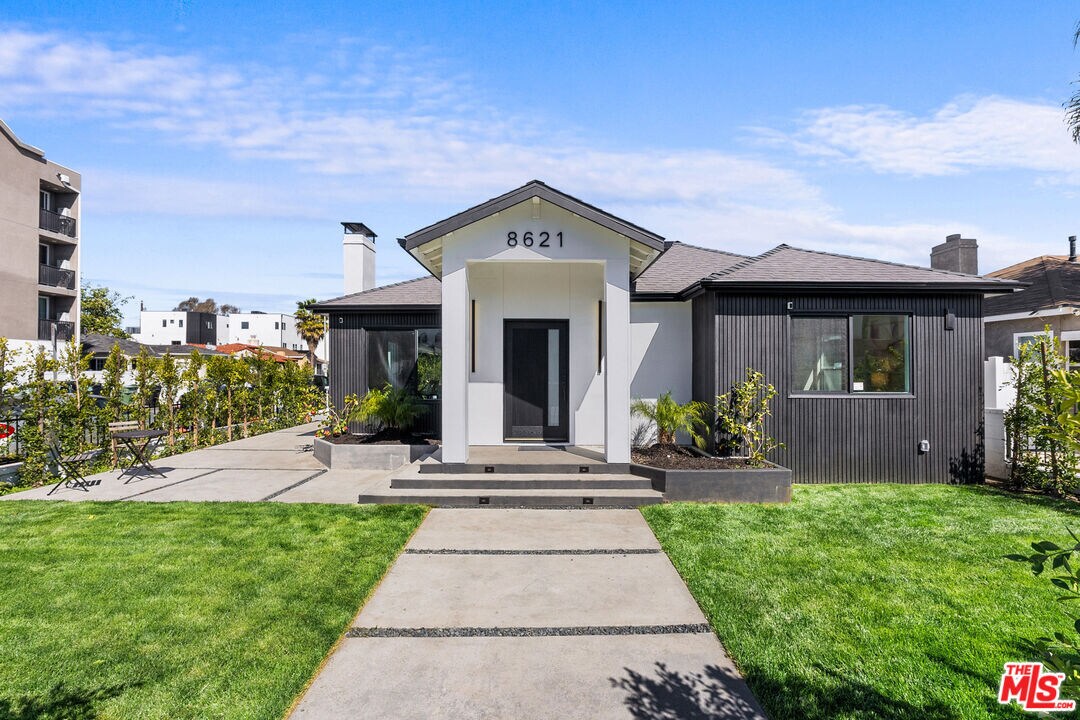 Foto principal - 8621 Olin St