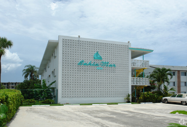 Building Photo - Bahia Mar