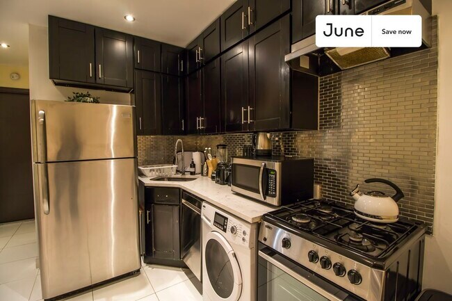 Foto del edificio - 15 W 107th St