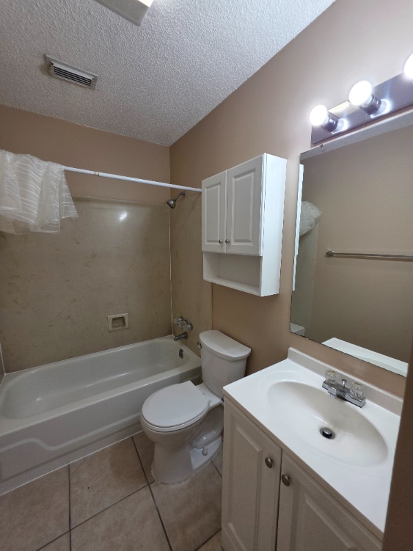 Building Photo - 4780 Pontchartrain Dr