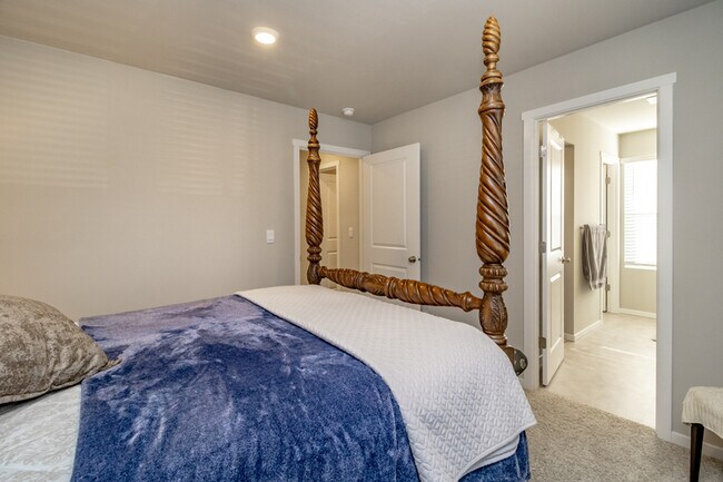 Foto del edificio - 18798 108th Ave Ct E