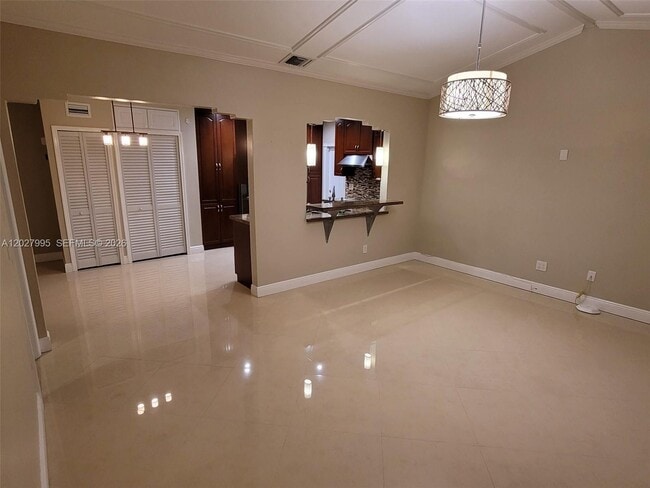 Foto del edificio - 1662 SW 19th Ave