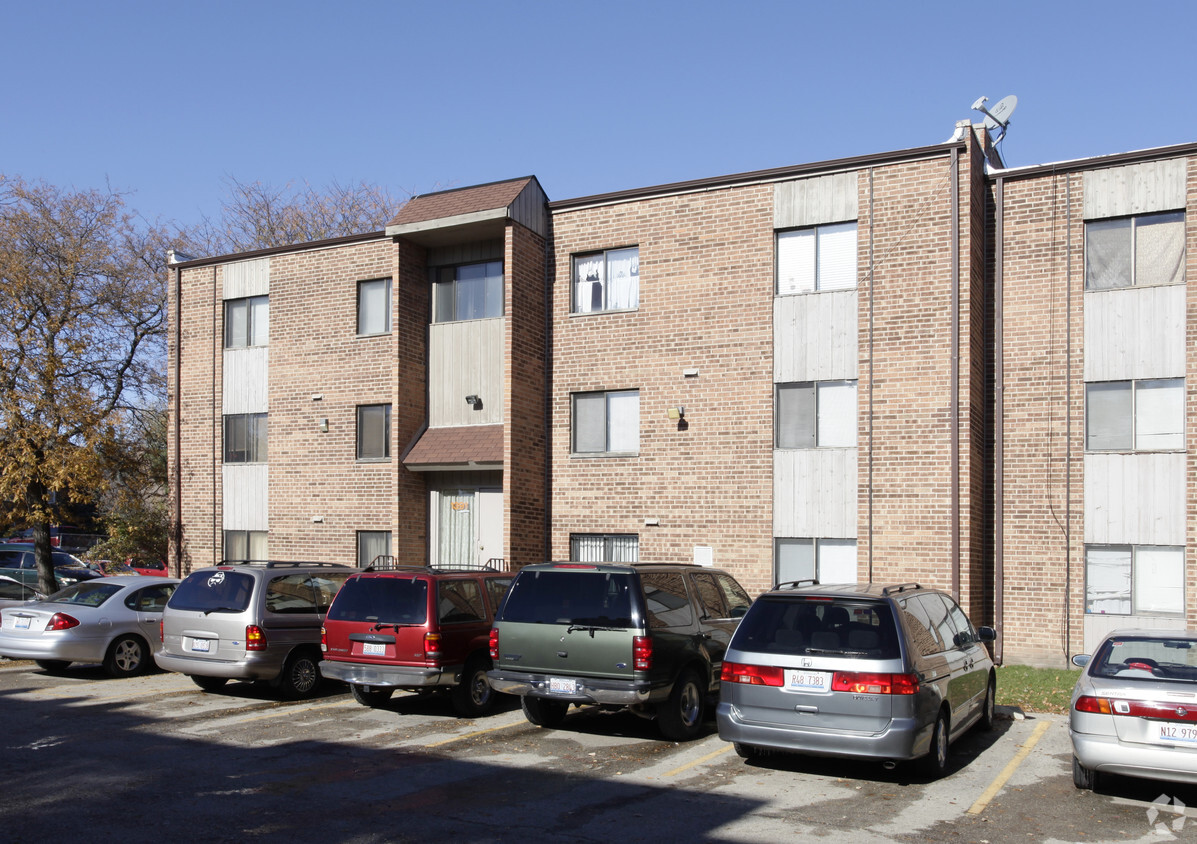 Building Photo - 1391 E Ports O Call Dr