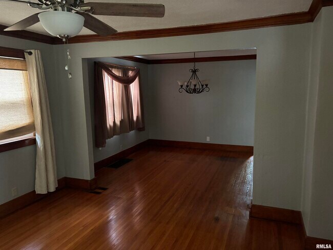 Foto del edificio - 3916 N Prospect Rd