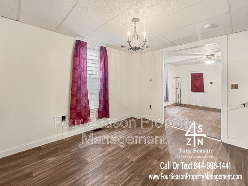 Foto principal - 338 S Locust St