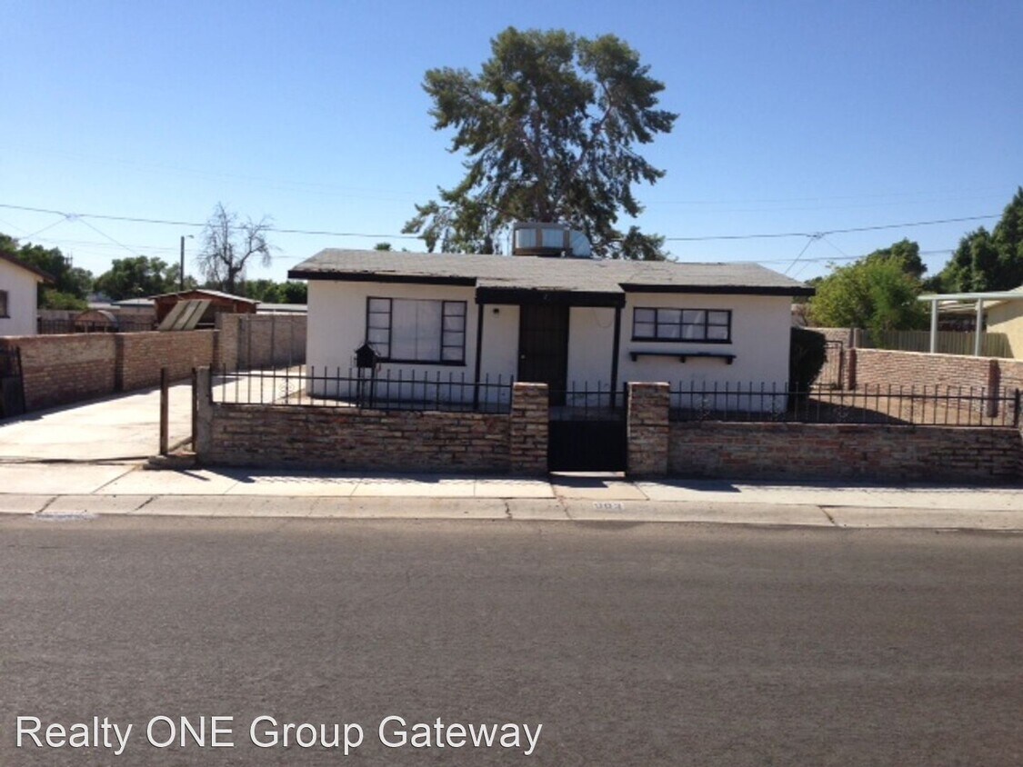 Primary Photo - 2 br, 1 bath House - 903 W Westridge Dr