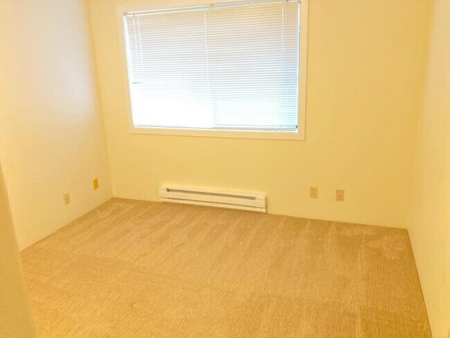 Building Photo - 1 bedroom in Seattle WA 98117
