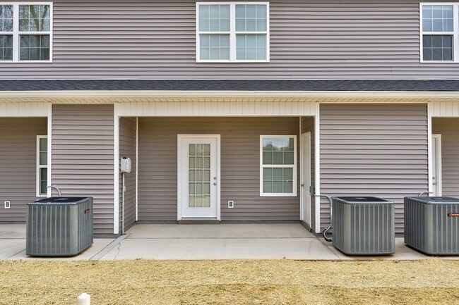 Building Photo - 2819 Cruze Dr