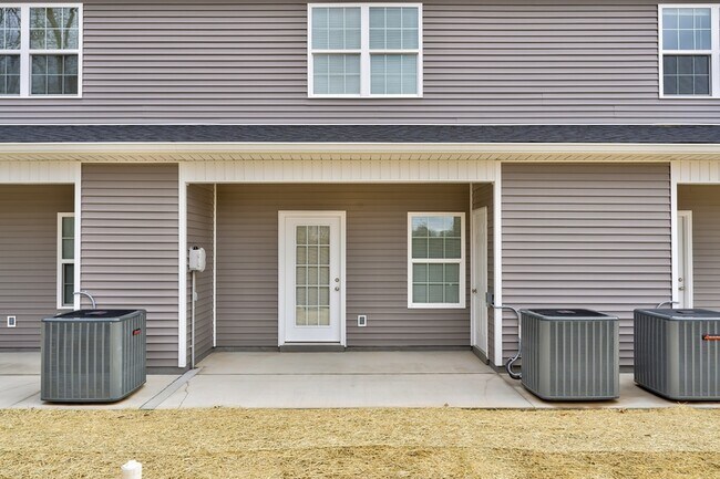 Foto del edificio - 2819 Cruze Dr