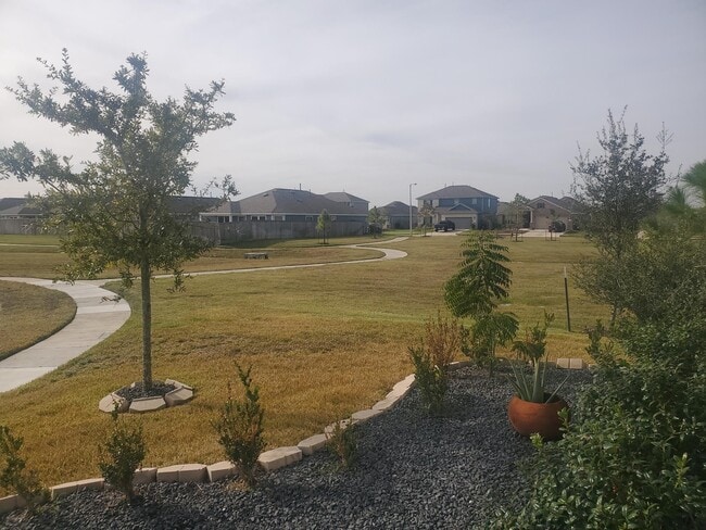 Foto del edificio - 1208 Mare Stable Ct