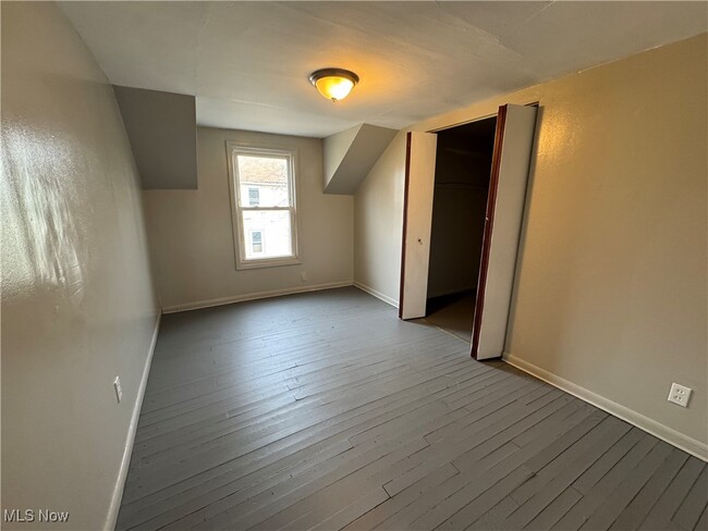 Building Photo - 5237 Milo Ave