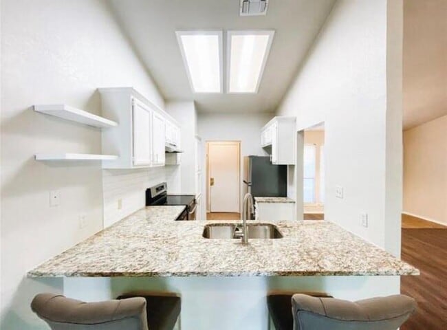 Building Photo - 7809 Tyra Ct