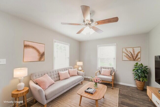 Foto del edificio - 4944 Springview Rd