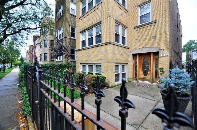 Primary Photo - 5126 N Kimball Ave