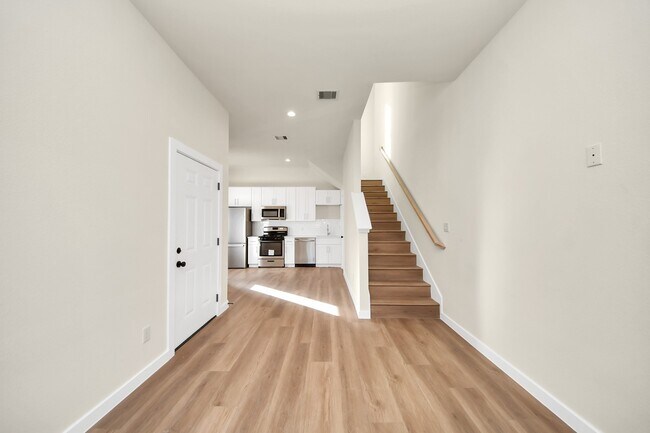 Foto del edificio - 8025 Peachtree St