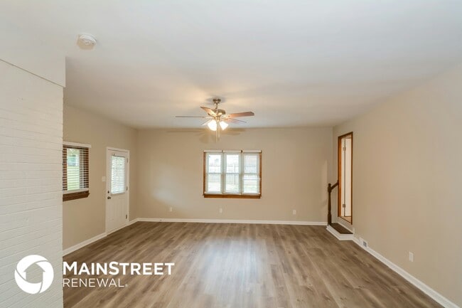 Foto del edificio - 4221 Kilcullen Dr
