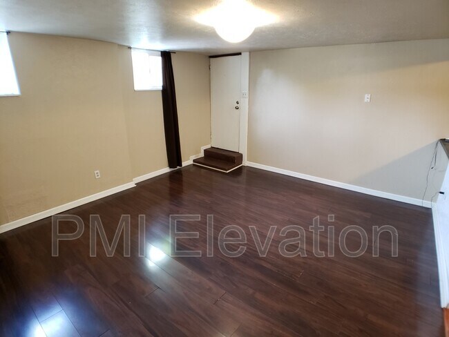 Foto del edificio - 4288 Hooker St