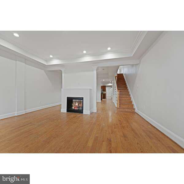 Foto del edificio - 42 New York Ave NE