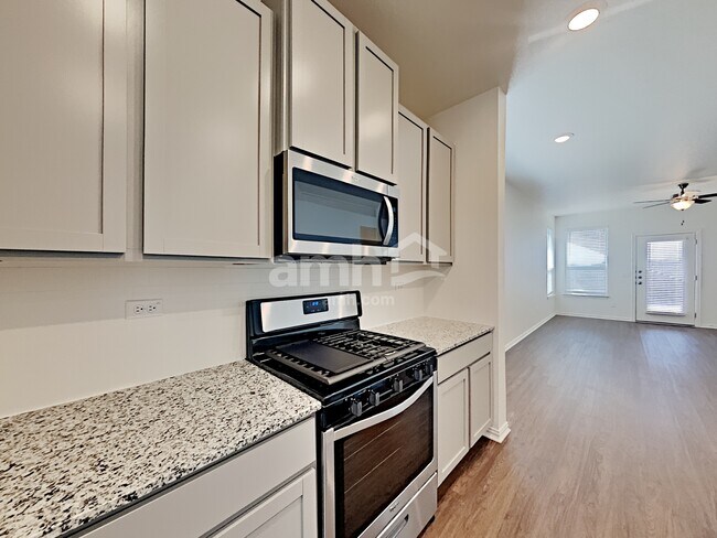 Foto del edificio - 345 Pebble Beach Run