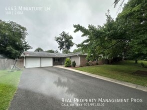 Building Photo - 4443 Miniature Ln