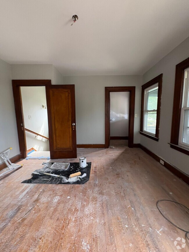 Building Photo - 75 2nd St