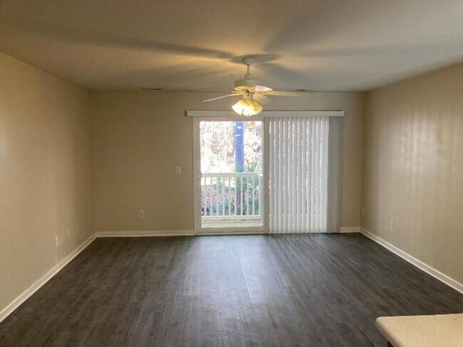 Foto del edificio - 2900 Trailwood Pines Ln
