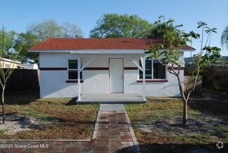 Building Photo - 28 Seminole Ave W