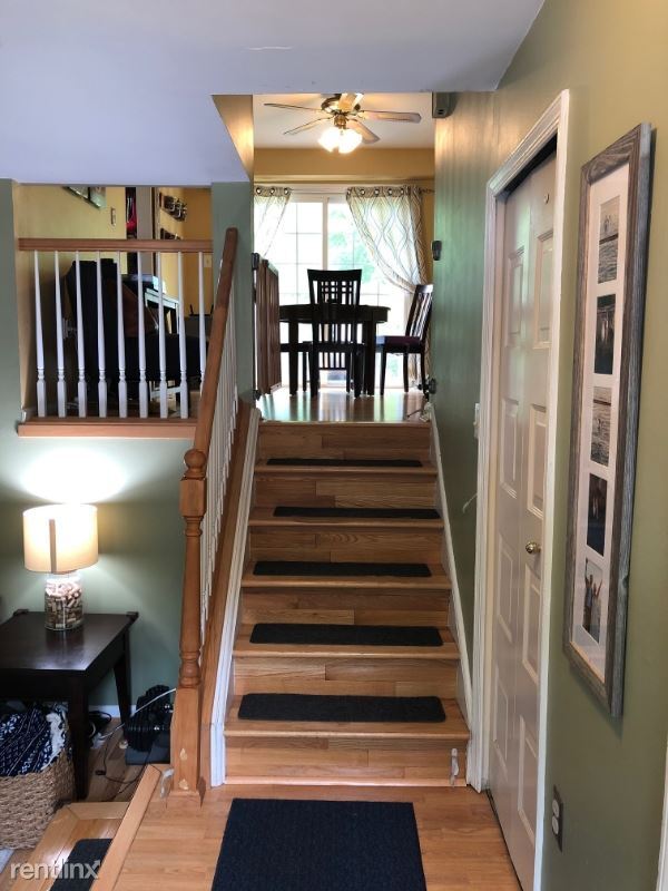 Building Photo - 3 br, 2.5 bath Townhome - 5908 Kara Pl