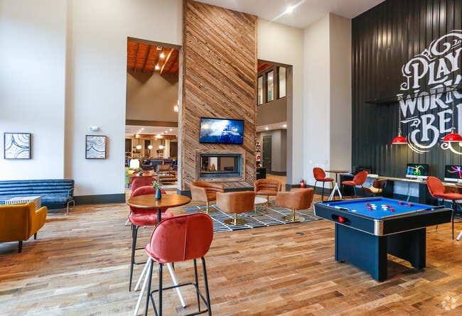 Clubhouse - Bluebird Row Apartments