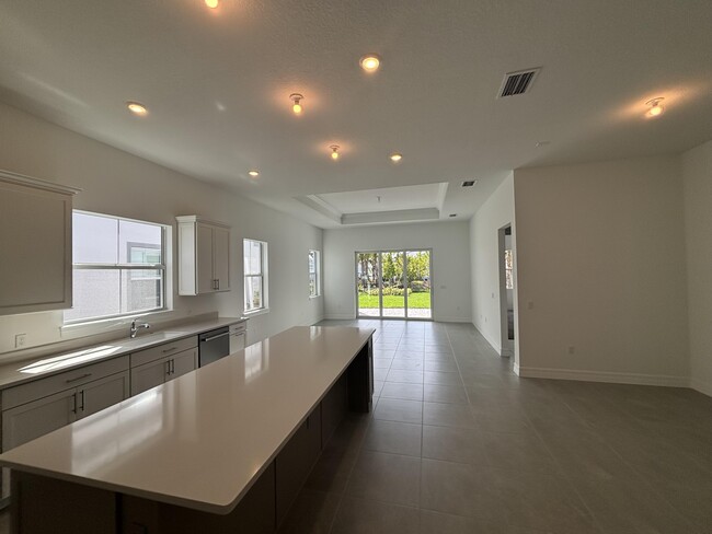 Building Photo - 12312 Frontline Ln