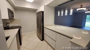 Foto del edificio - 2 br, 2 bath  - Pines of Springtree