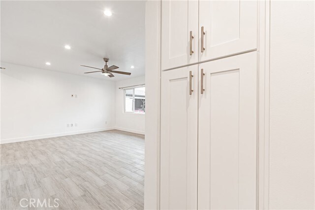 Building Photo - 725 Del Valle Ave
