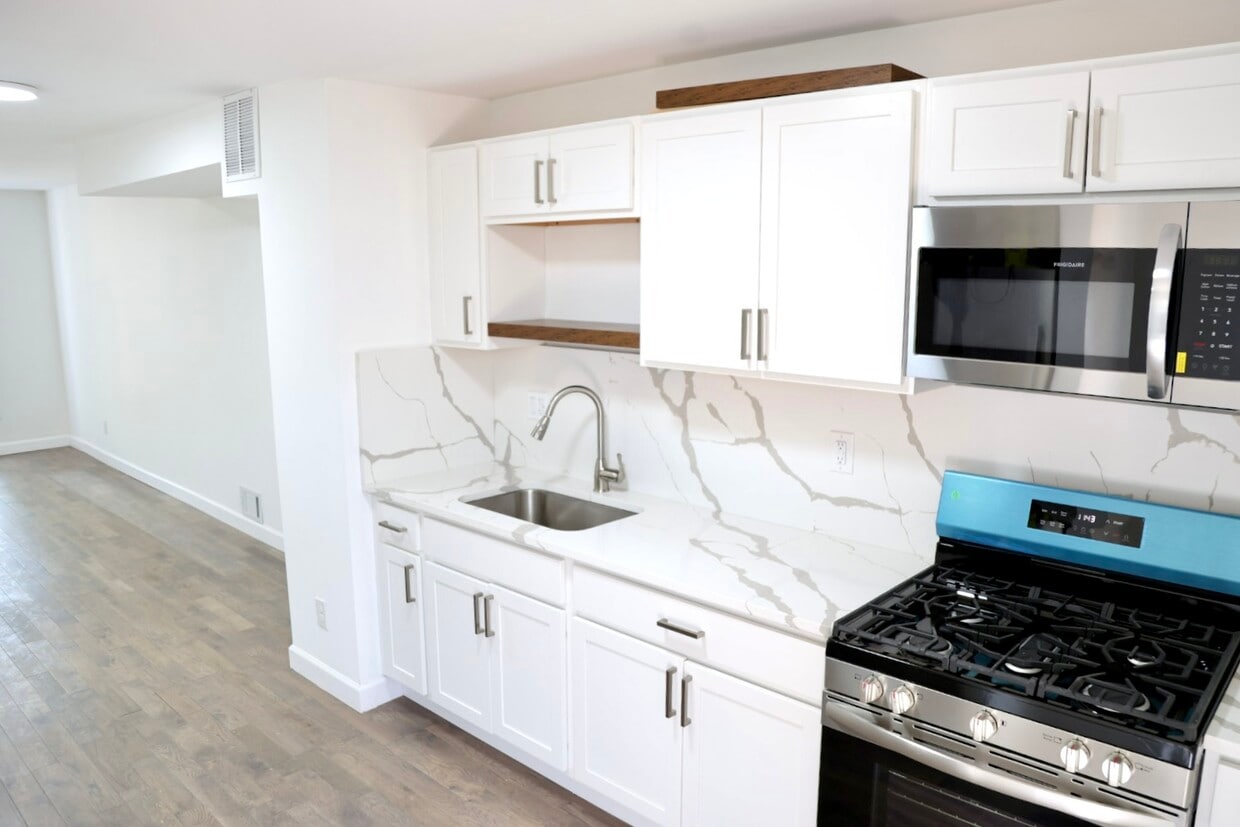 Photo - 818 N Stricker St (Baltimore, MD)