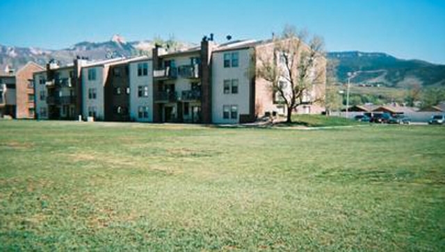 Apartamentos de Cottonwood - Cottonwood View Apartment Homes