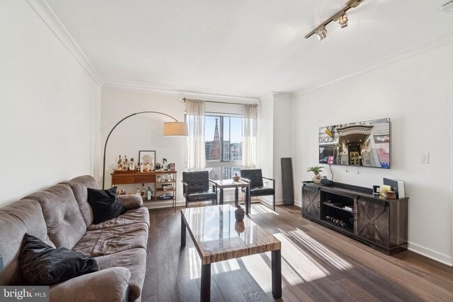 Foto del edificio - 777 7th St NW