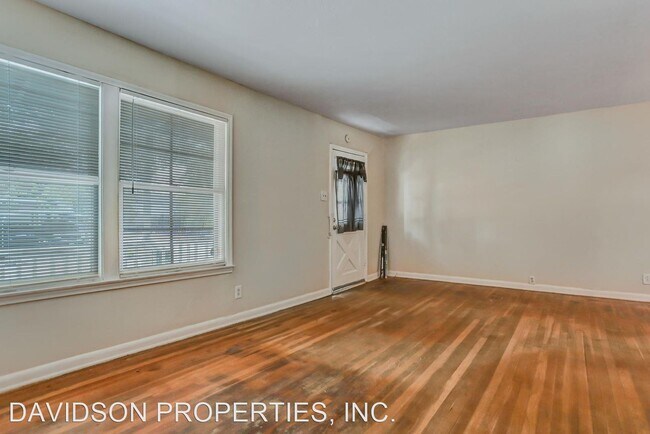 Foto del edificio - 3 br, 1 bath House - 303 Sumner