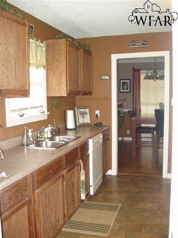 Foto del edificio - 306 Bluebonnet Dr