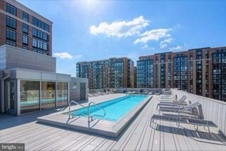 Foto del edificio - 437 New York Ave NW