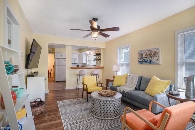 Building Photo - 3 br, 2 bath House - 1393 Harpst Street