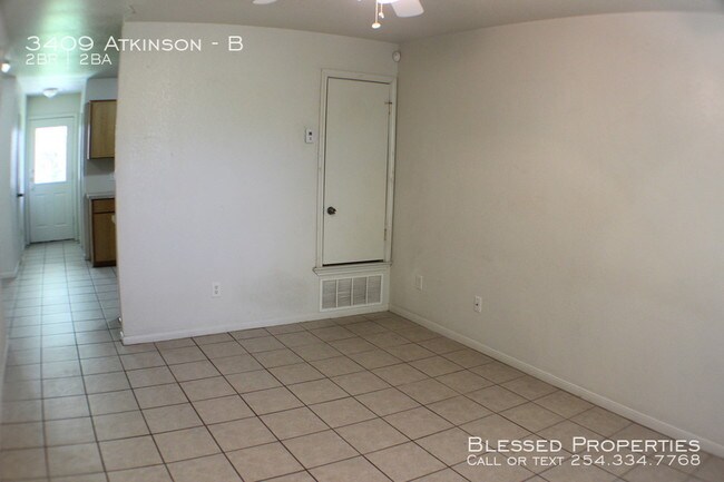 Foto del edificio - 3409 Atkinson Ave